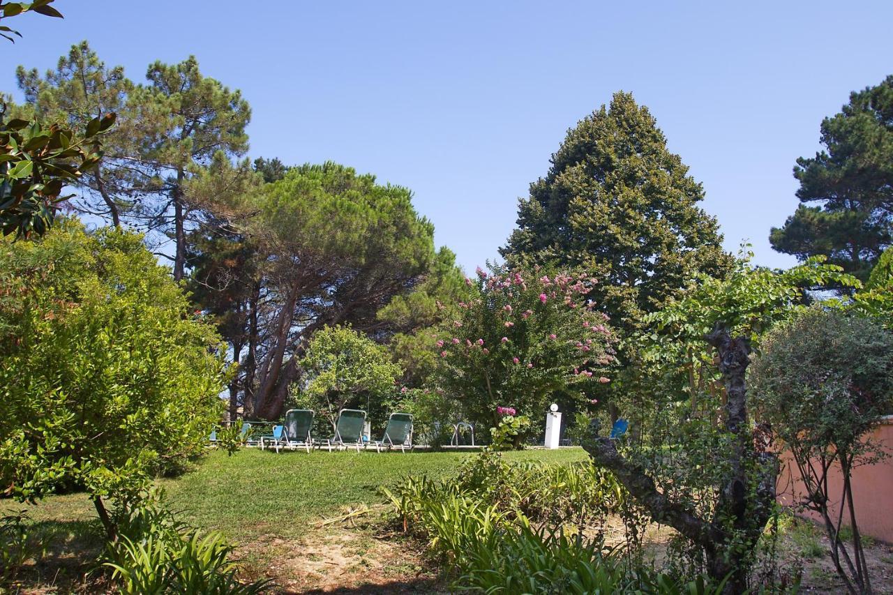 Villa Leda Karousádes المظهر الخارجي الصورة